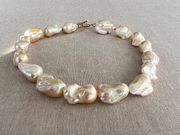 Baroque Pearl Choker Necklace