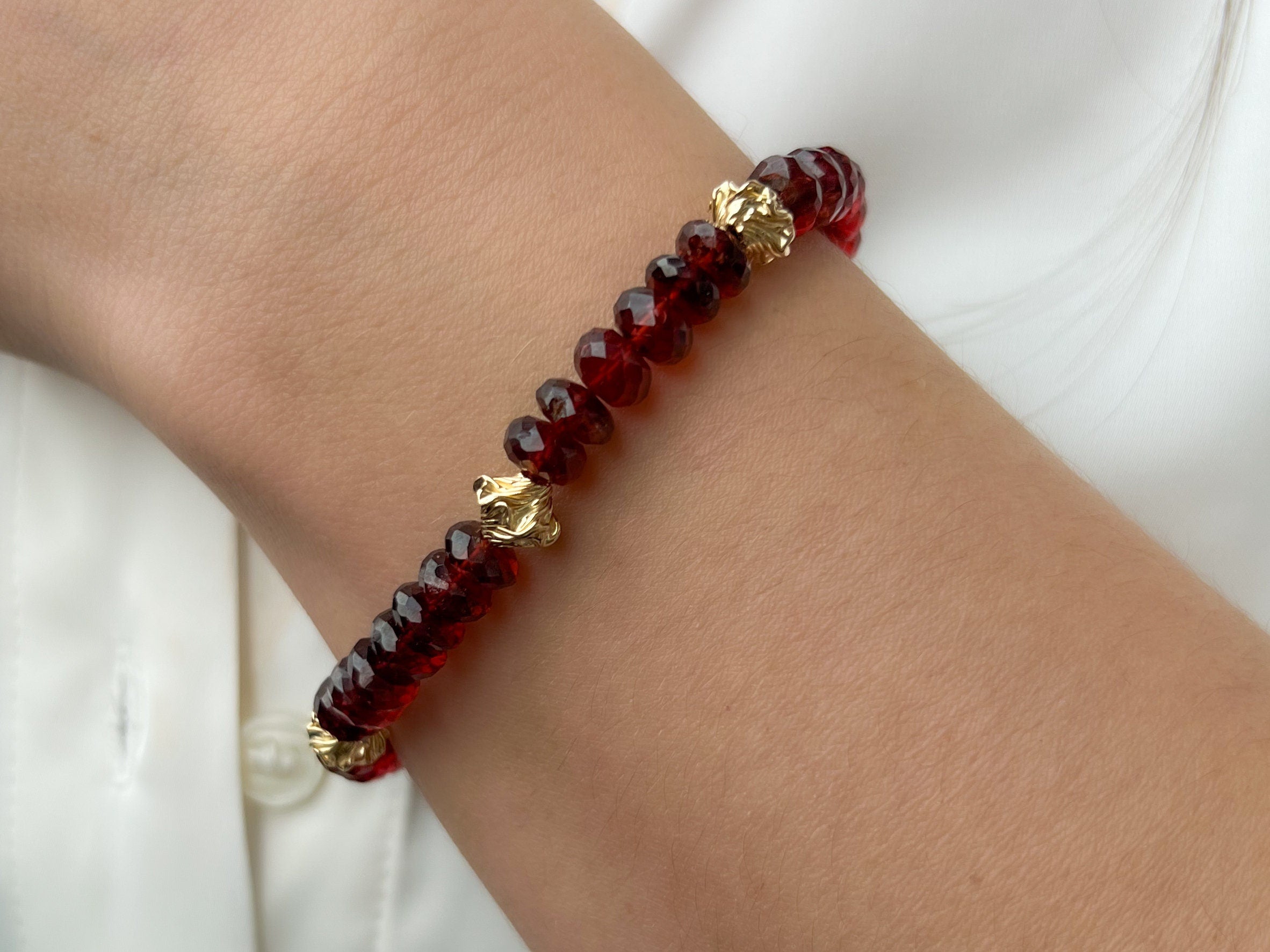 Natural_Gemstones,Garnets,Garnet_bracelet,AAAA_Garnets,Garnet_and_Gold,January_Birthstone,Birthstone_bracelet,Elegant_style,Handmade_bracelet,Red_gemstone,Mothers_Day_Gifts,Gift_She_Will_Love,Valentine_Jewelry