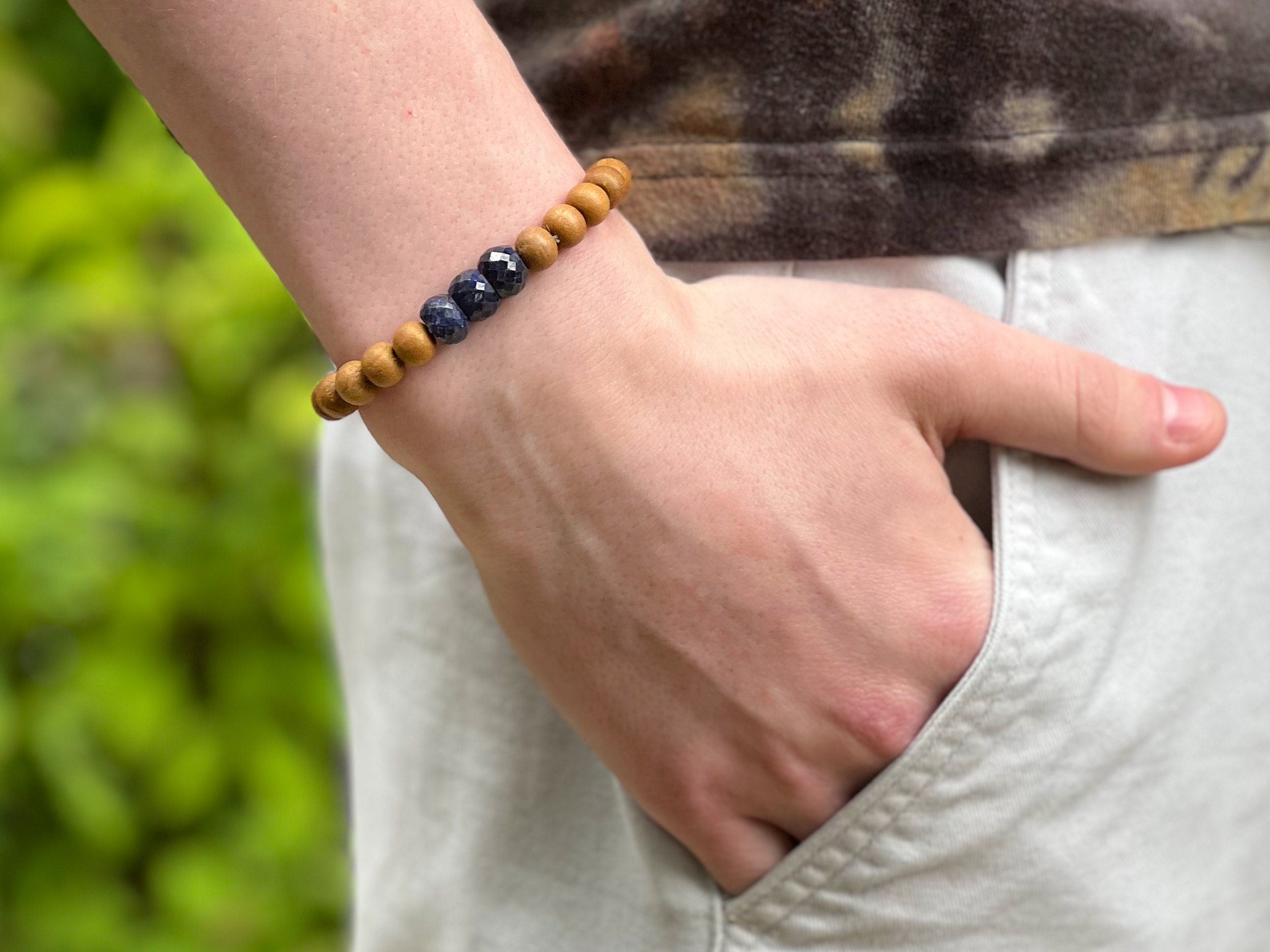 Sandalwood_bracelet,Sandalwood,Men's_Bracelets,Unisex_Bracelet,Sapphires,Sapphire_accents,Boho_Bracelet,Popular_Style,Handmade,Gift_He_Will_Love,Stretch_Bracelet,Gemstone_Bracelet,Natural_gemstones