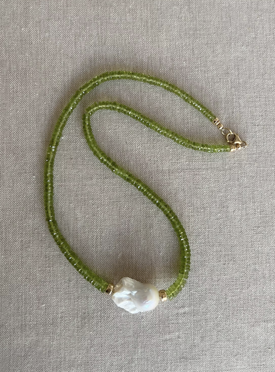 Peridot Heishi Necklace with Baroque Pearl Accent