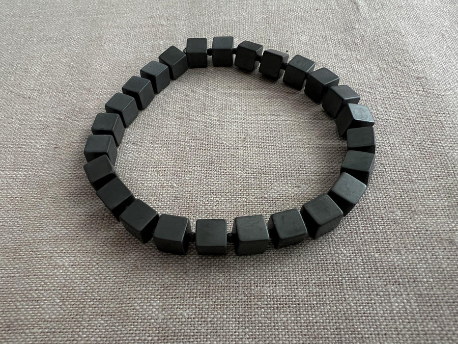 Matte Black Hematite Men's Bracelet: Unisex Gemstone Stretch Jewelry