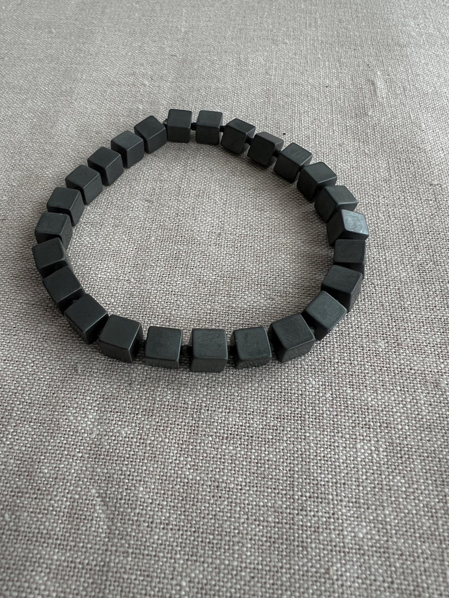 Matte Black Hematite Men's Bracelet: Unisex Gemstone Stretch Jewelry