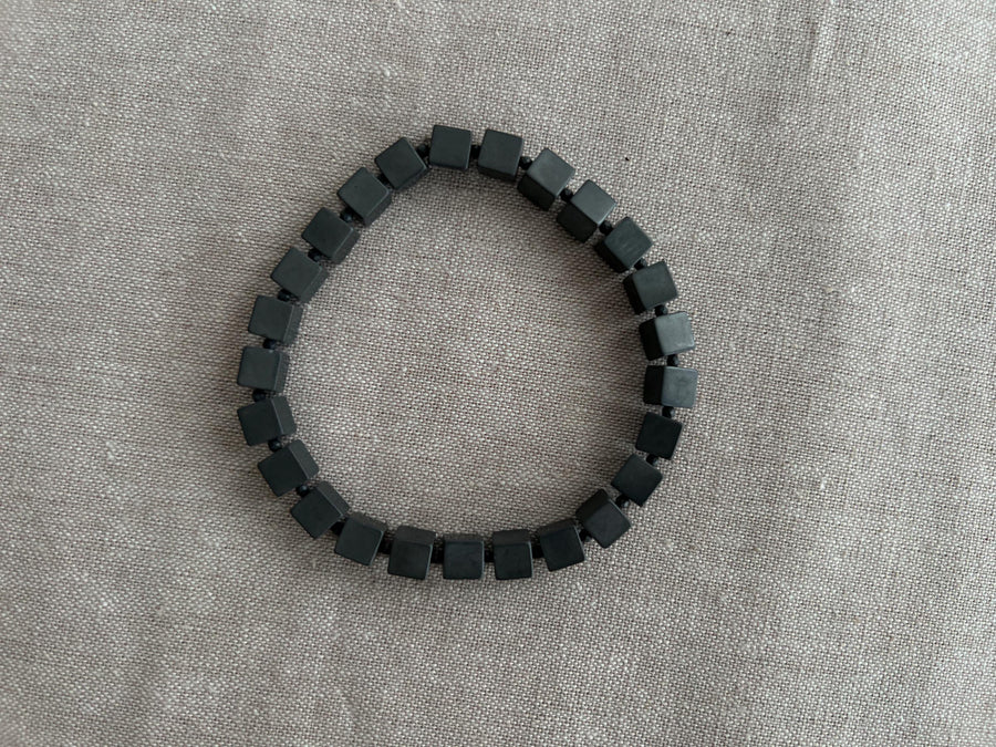 Matte Black Hematite Men's Bracelet: Unisex Gemstone Stretch Jewelry