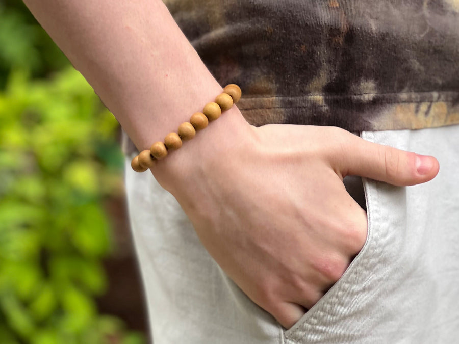 Sandalwood,Sandalwood_Bracelet,Mens_Bracelet,Unisex_Bracelet,Beads_from_india,Stretch_Bracelet,Handmade,Boho_Bracelet,Popular_style,Everyday_bracelet,Blessed_Wood_Beads,Gift_for_Him,Fathers_Day